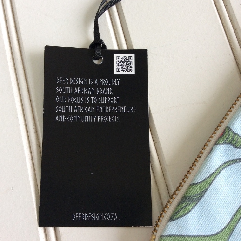 A Love Supreme: Makeup Pouch From South Africa - Picture 6 of 11